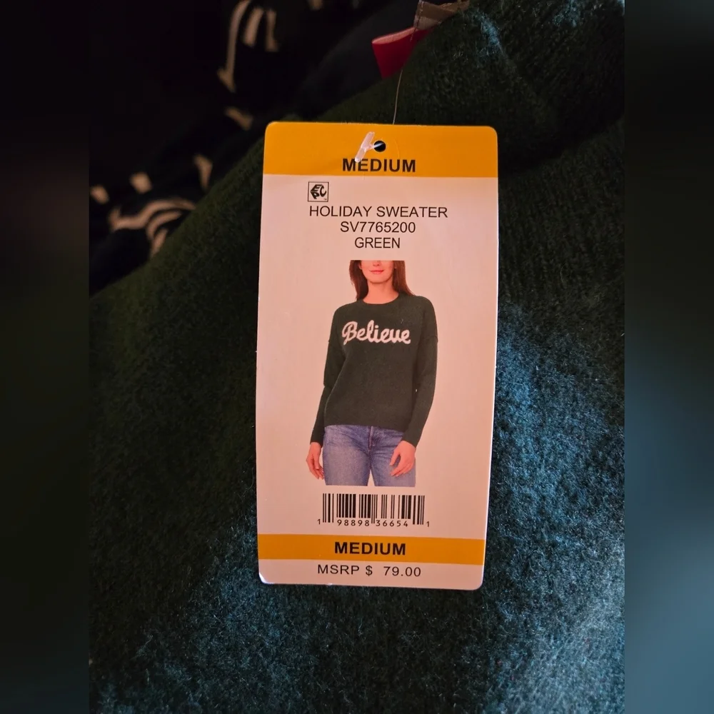 New Vince Camuto Crewneck Sweater with 'Believe' Script